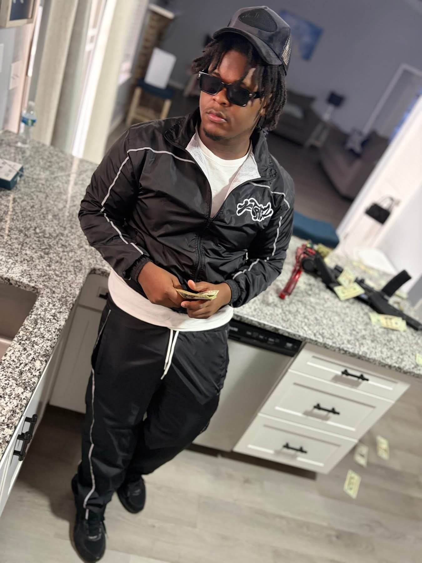 (Black Reflective Windbreaker Set)